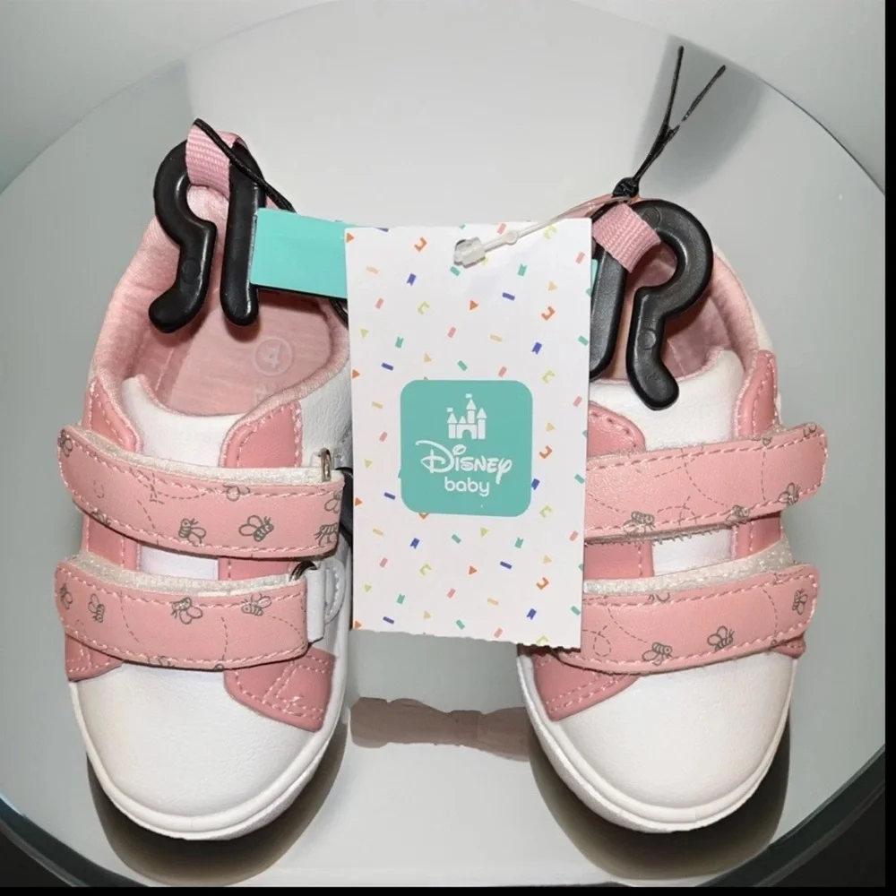 Disney Winnie the Pooh W/Pink & White Design Baby Girl Sneaker Foam Cushioning